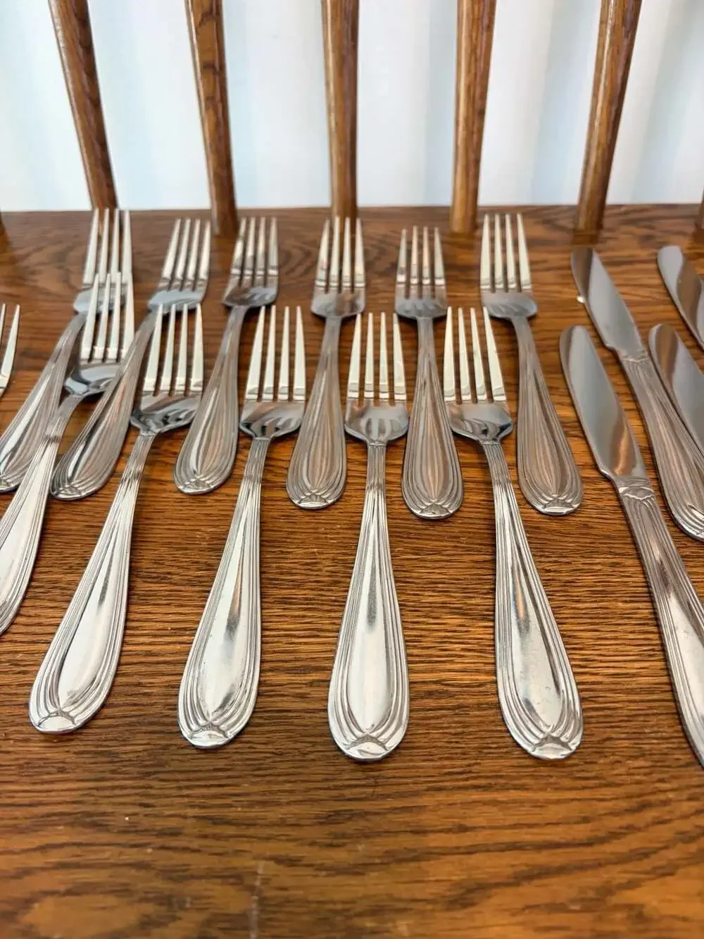 Hampton Silversmiths Stainless Flatware Set
